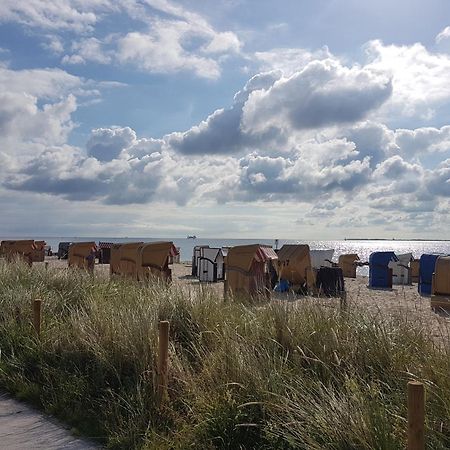Strande, Fast Am Strand Luaran gambar